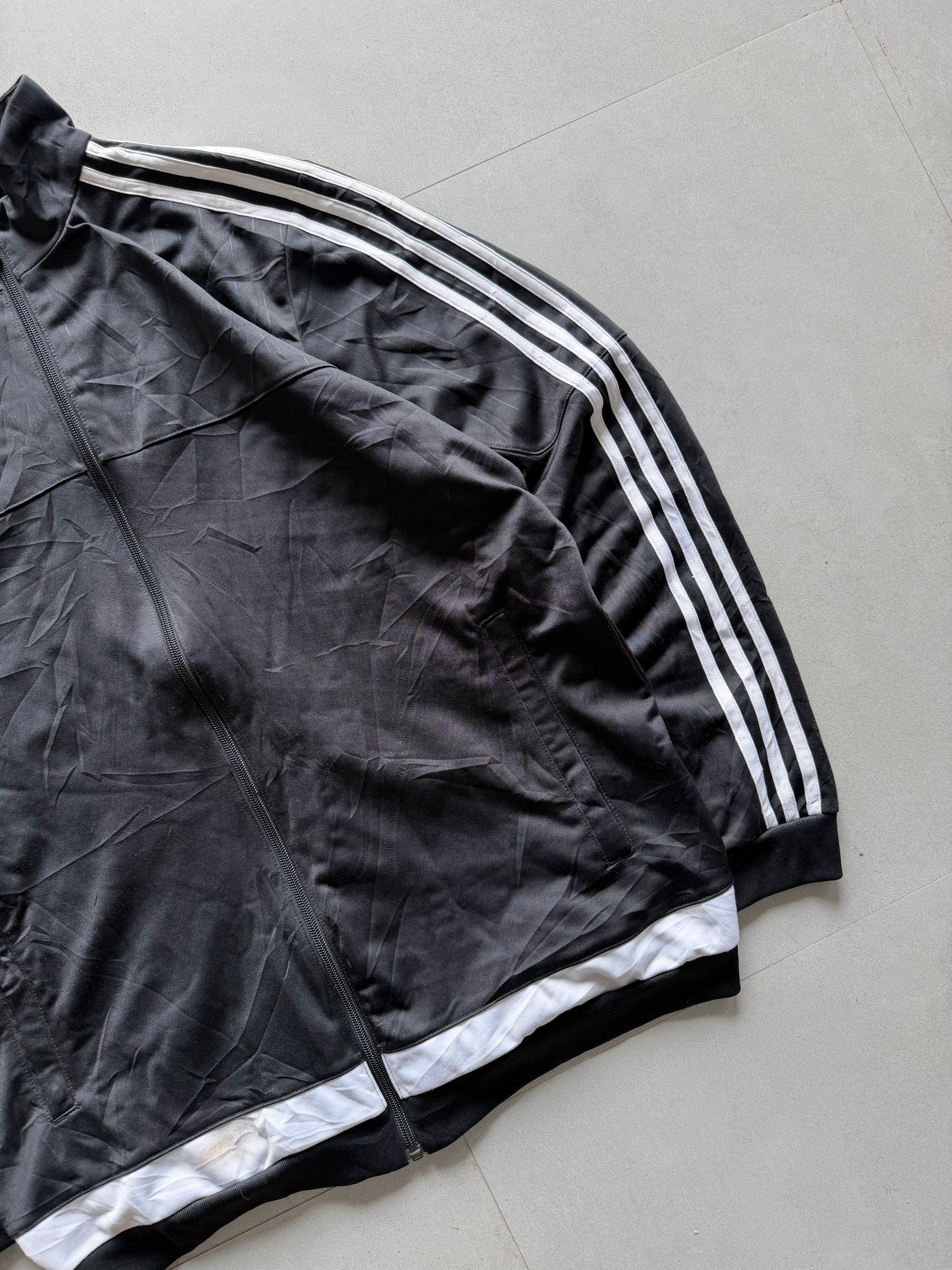ADIDAS STRIPED JACKET - M