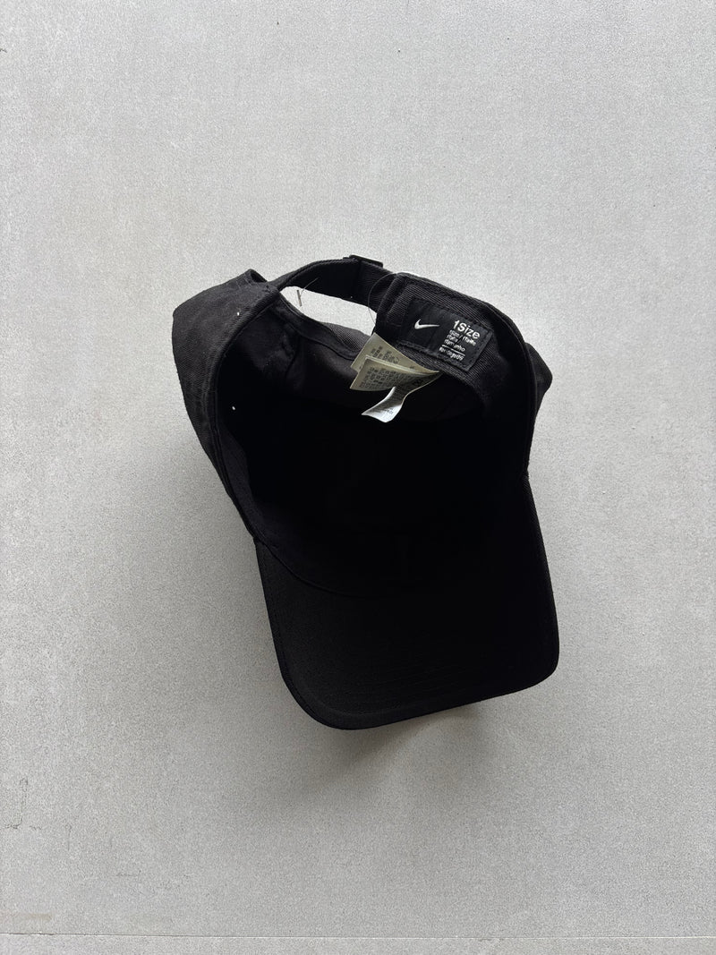 NIKE BLACK CAP