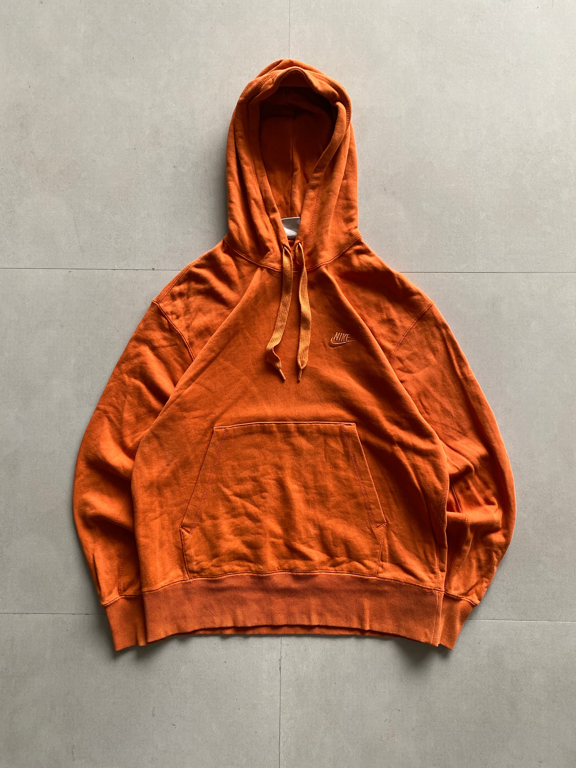 VINTAGE NIKE HOODIE - L