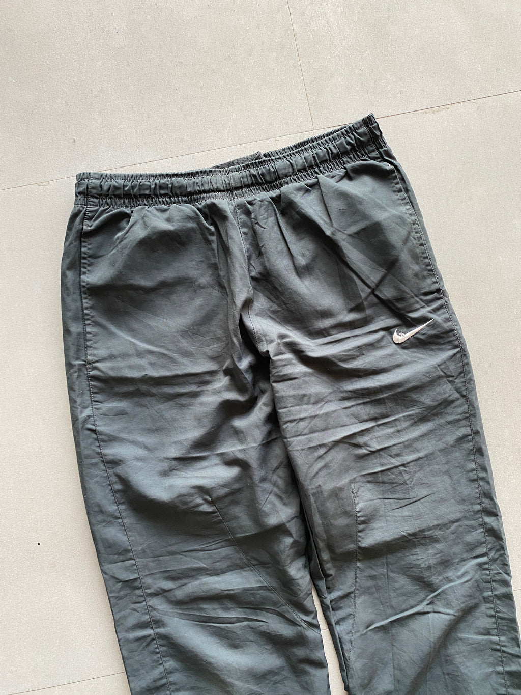 NIKE BAGGY TRACK PANT - M