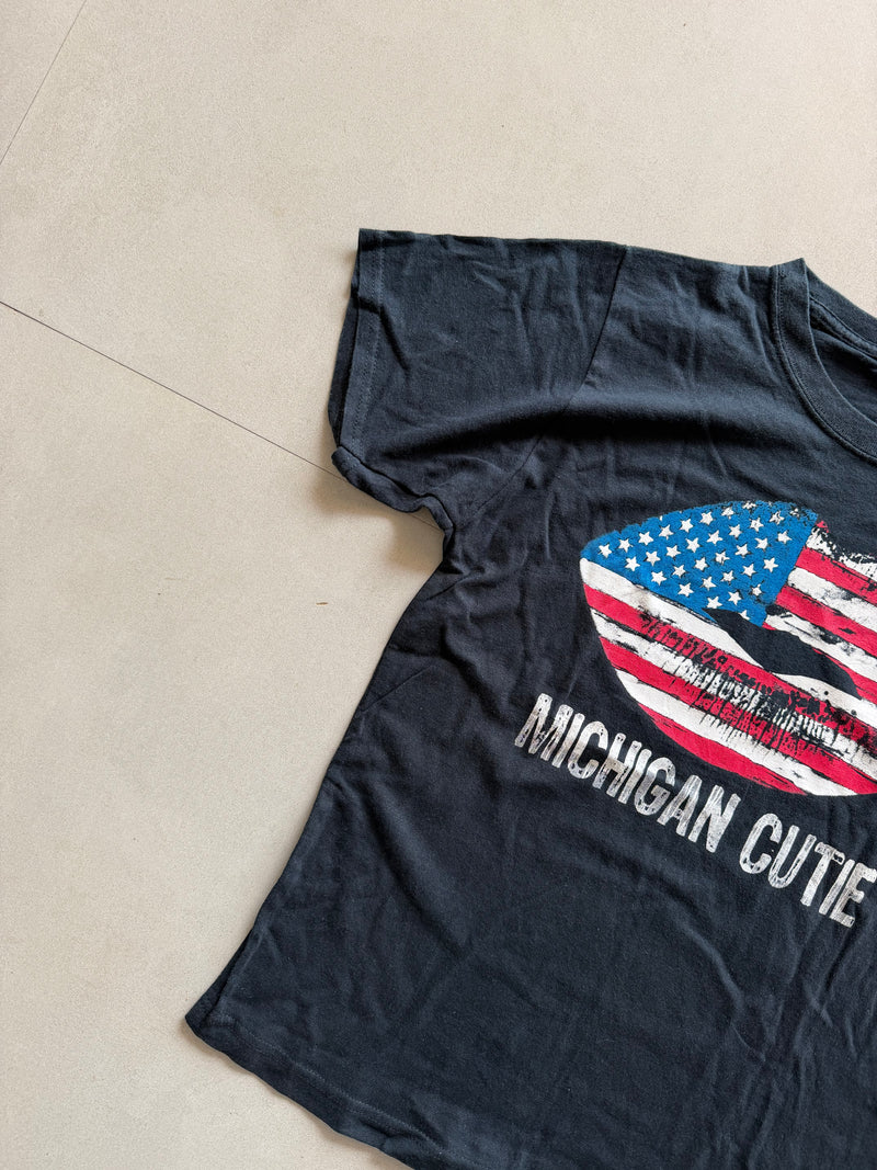 GILDAN MICHIGAN CUTIE TEE - XS