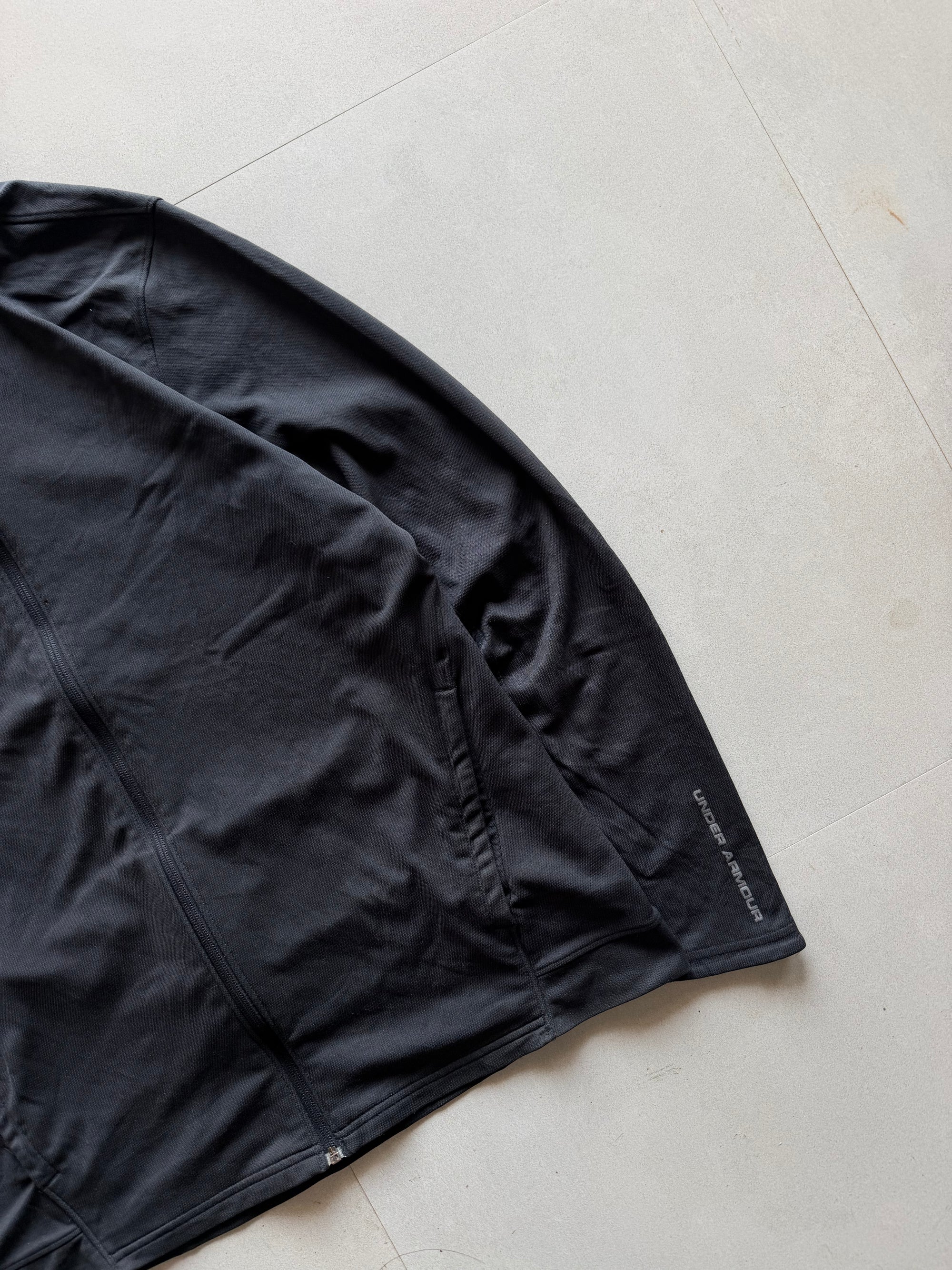 UNDER ARMOUR JACKET - M