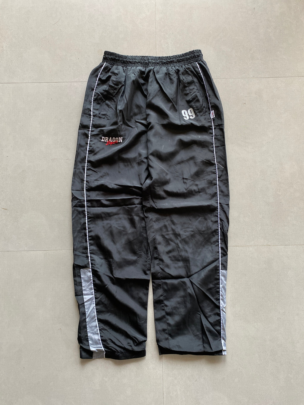 DRAGON BAGGY TRACK PANT - M