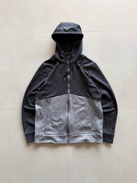 UNDER ARMOUR HOODED JACKET - M