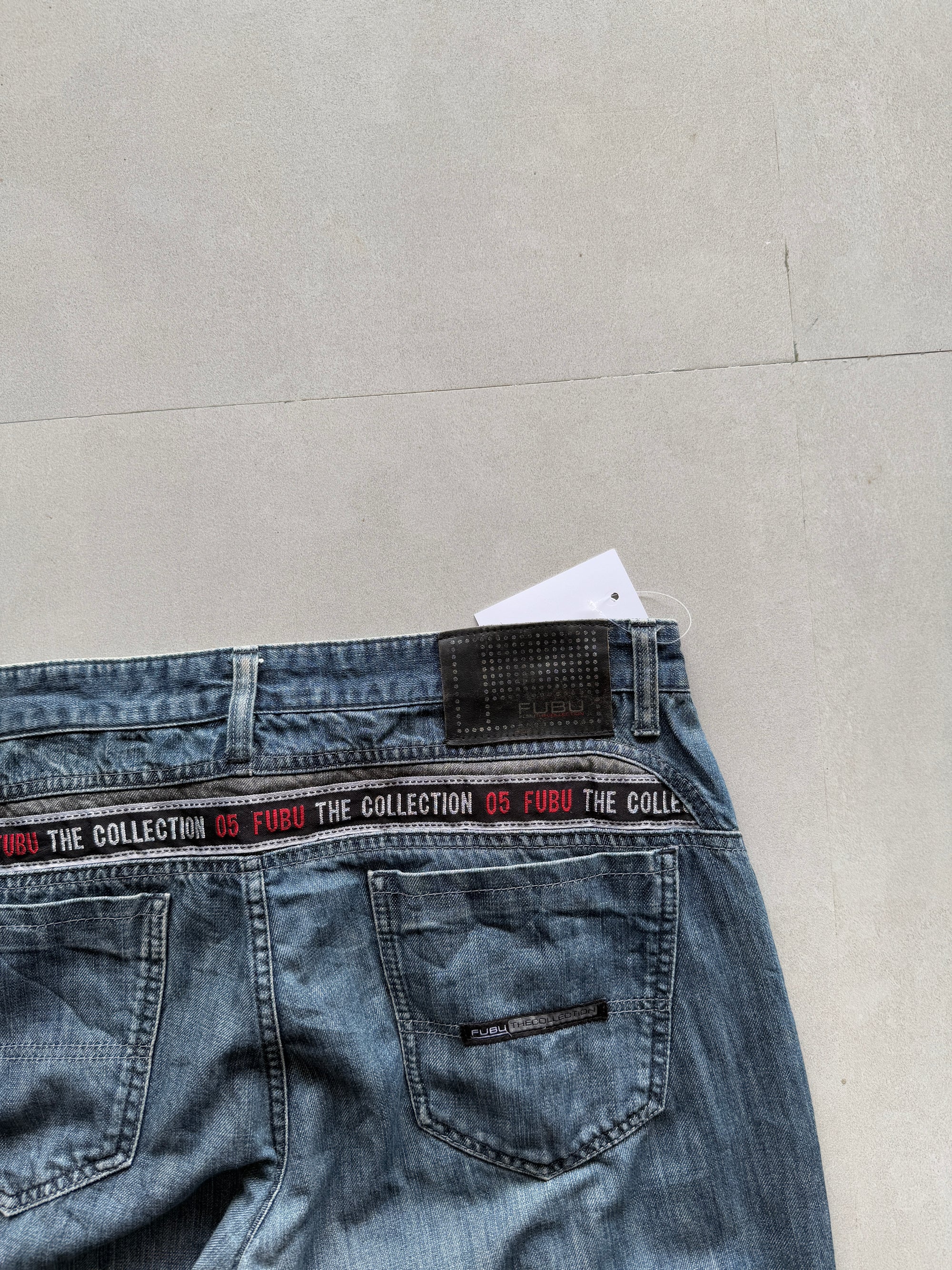 VINTAGE FUBU THE COLLECTION DENIM -