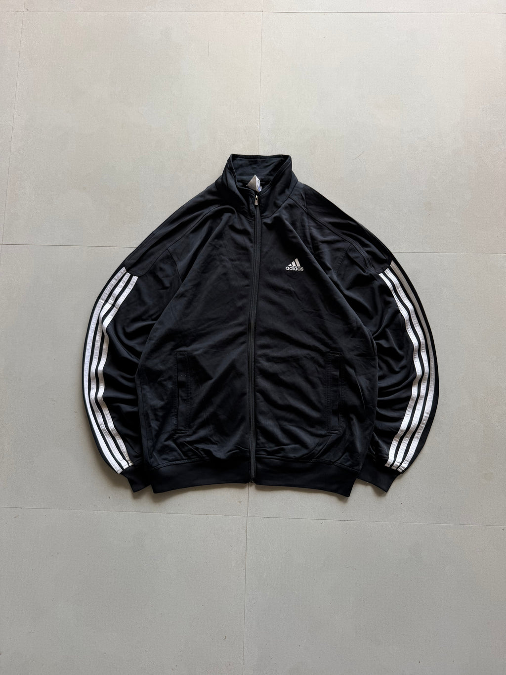 VINTAGE ADIDAS STRIPED JACKET -