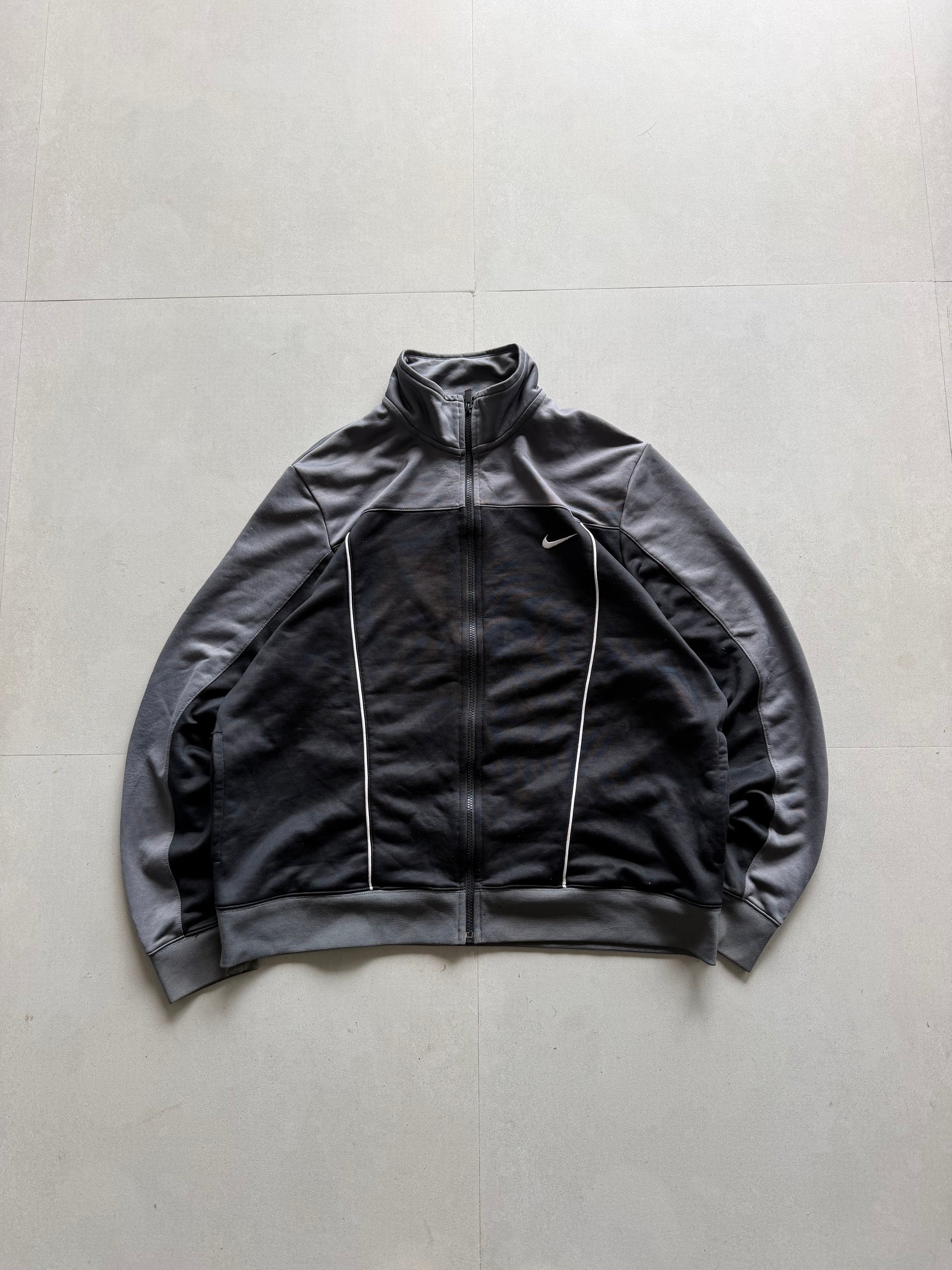 00S NIKE VINTAGE JACKET -