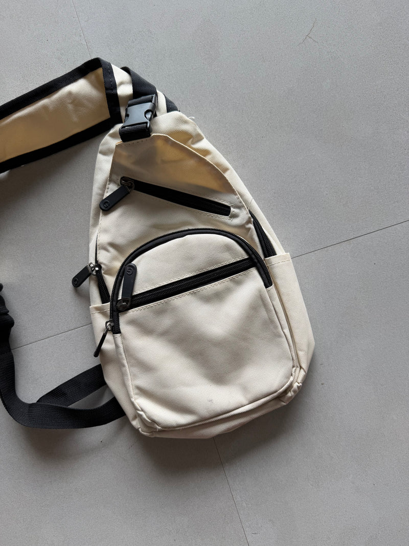 CROSS BODY BAG