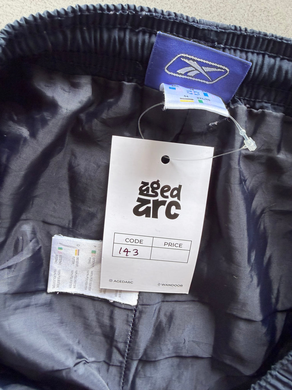 REEBOK BAGGY TRACK PANT143 - L