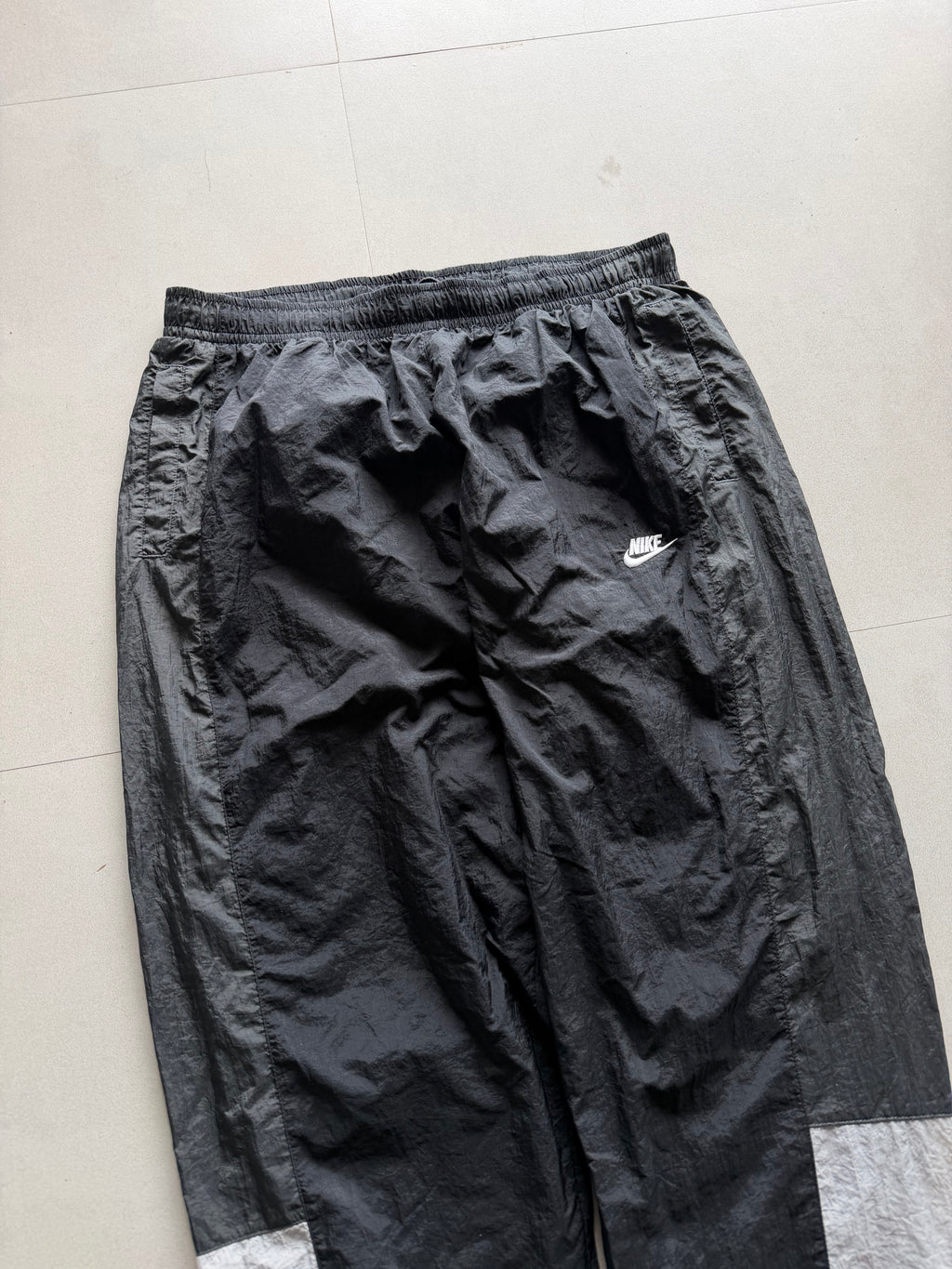 VINTAGE NIKE TRACK PANT42 - M