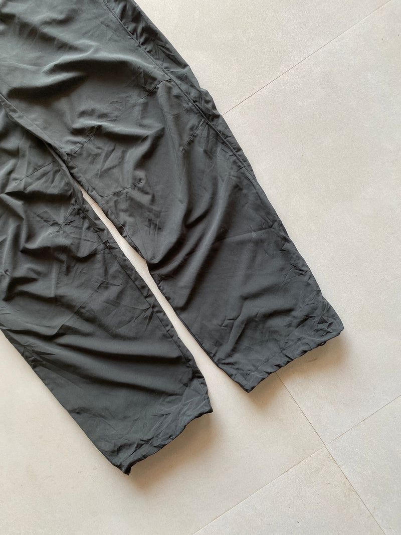 BAGGY TRACK PANT - M