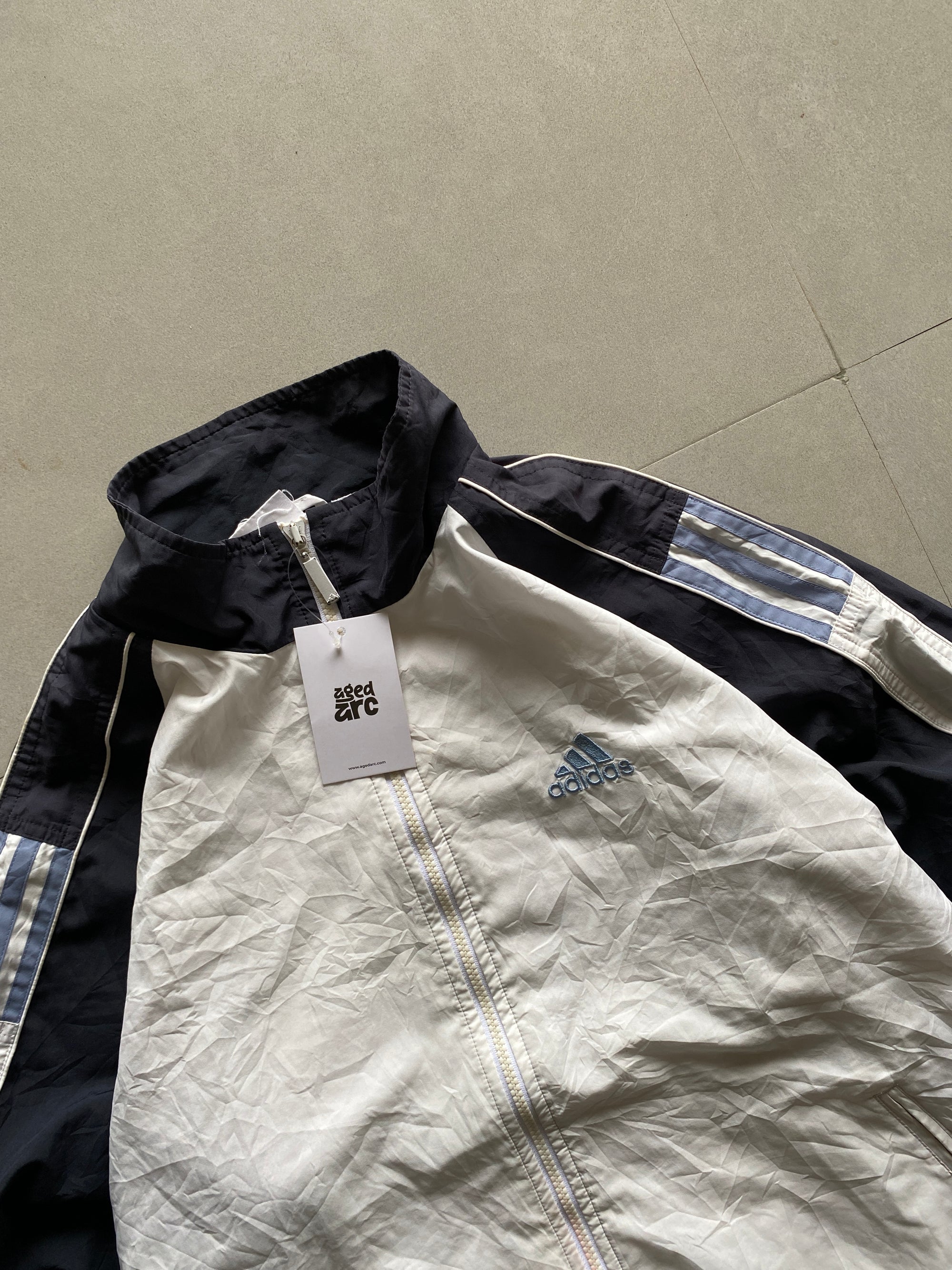 VINTAGE ADIDAS JACKET - XL