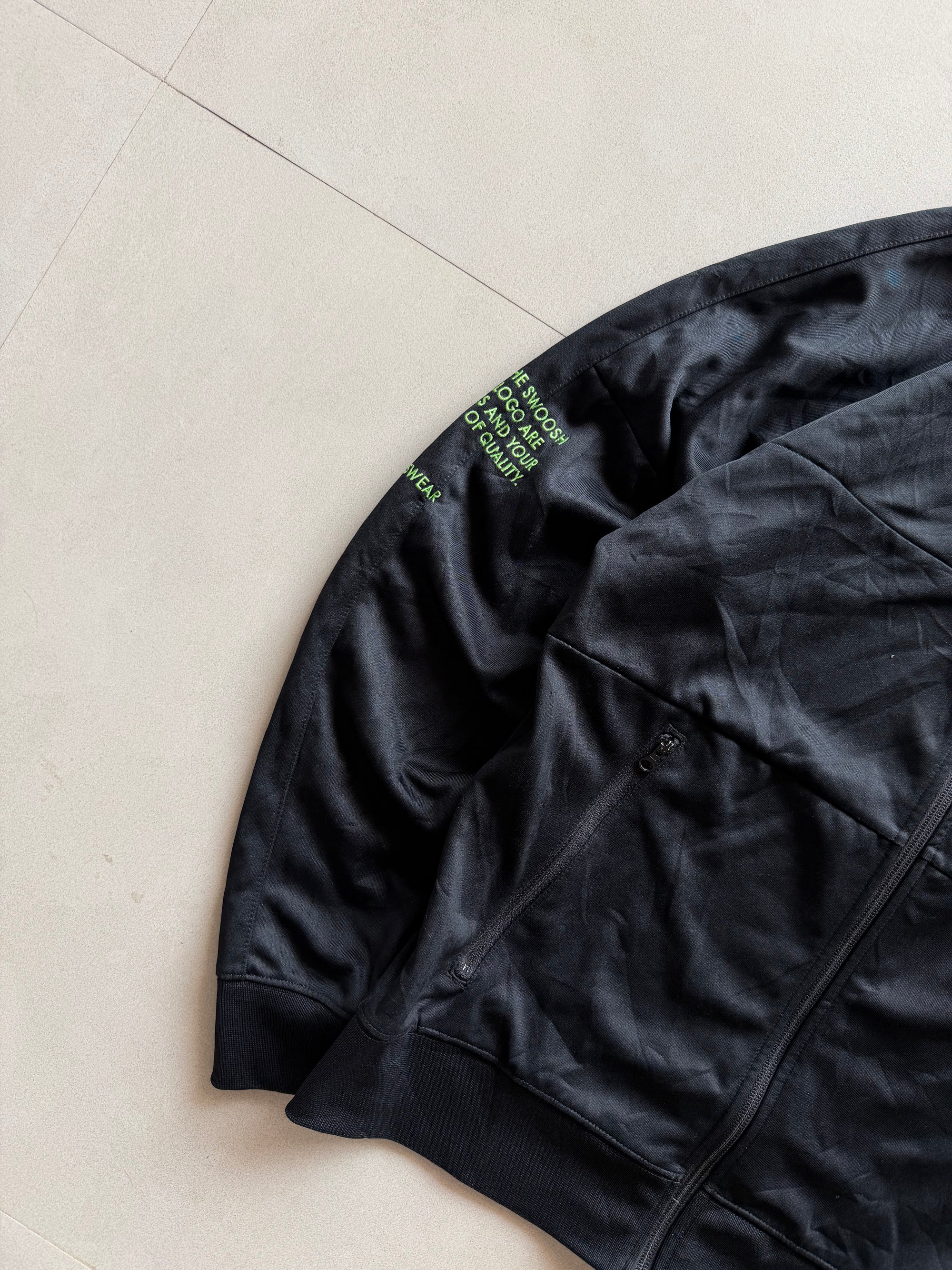 NIKE MULTI SWOOSH JACKET - S