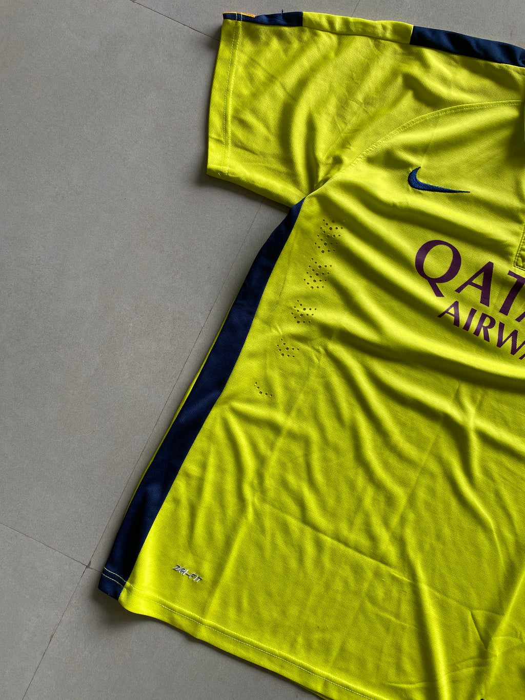 2015 NIKE BARCELONA JERSEY - XL