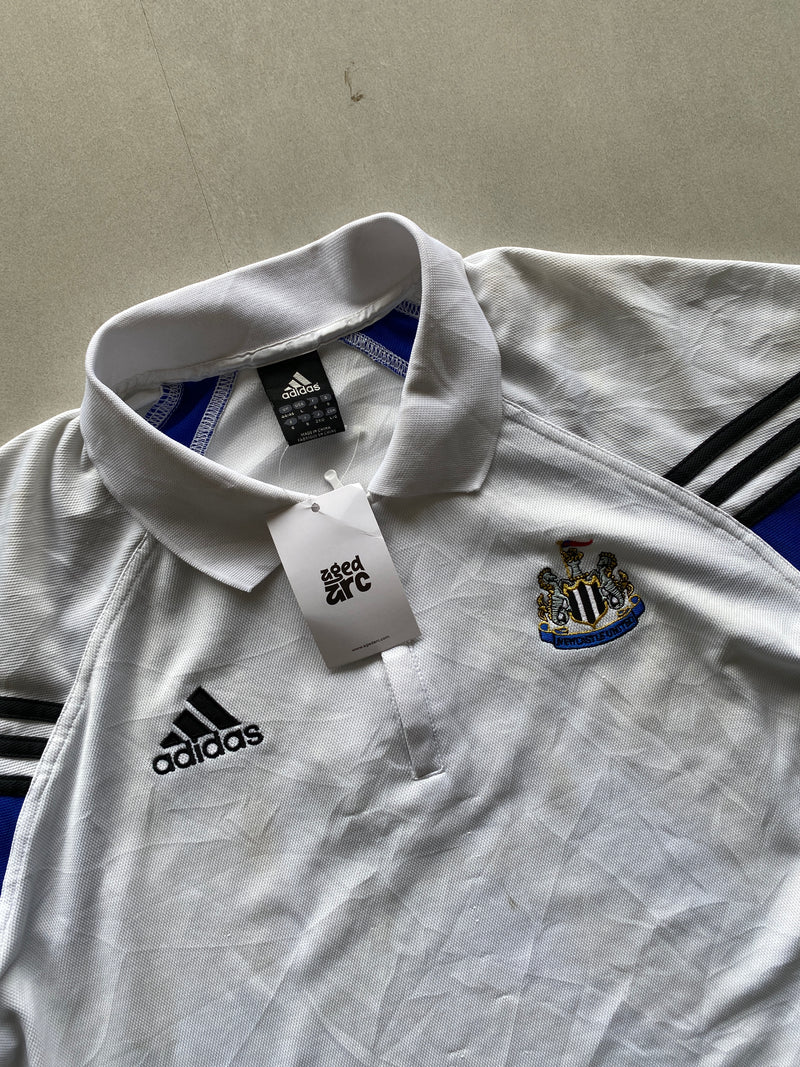 ADIDAS NEW CASTLE POLO SHIRT - L