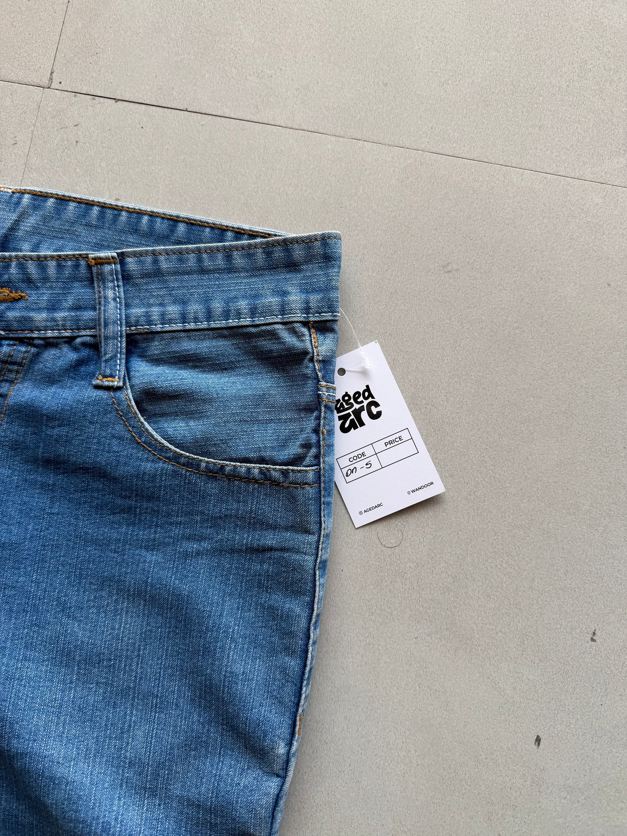 DN5 BOOTCUT DENIM -M