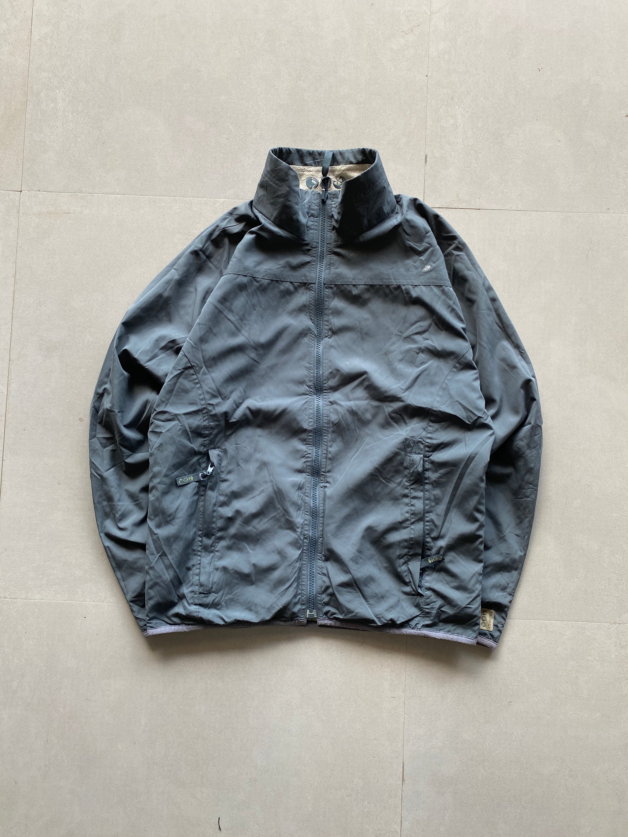 DECATHLON REVERSIBLE JACKET - M