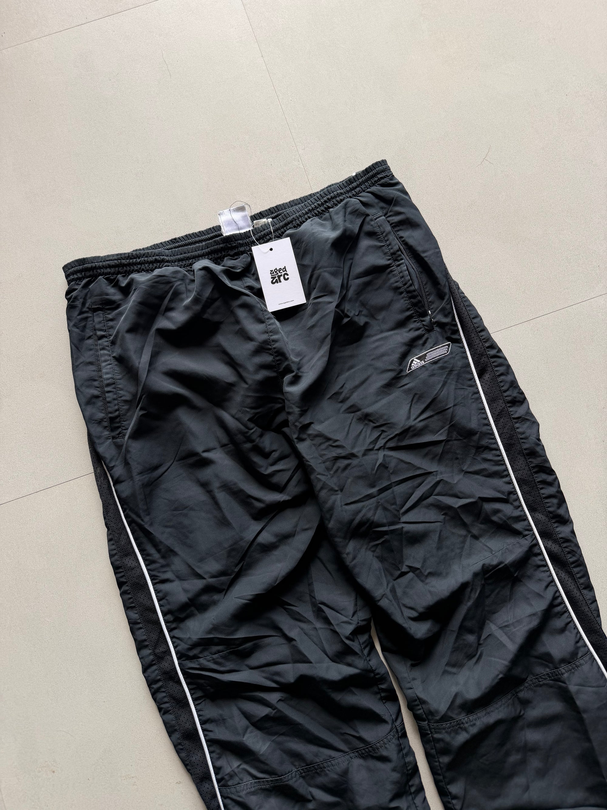ADIDAS BAGGY TRACK PANT149 - L