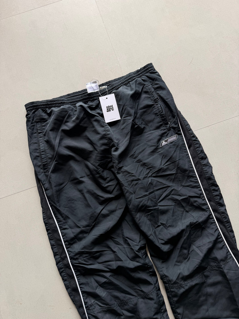 ADIDAS BAGGY TRACK PANT149 - L