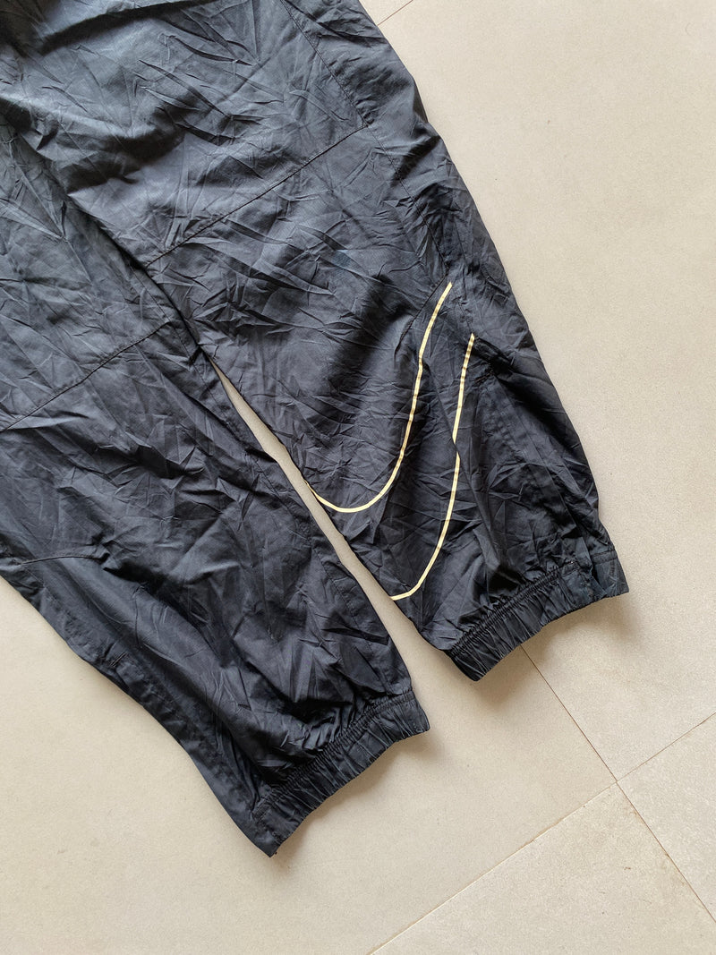 NIKE BIG LOGO TRACK PANT - M