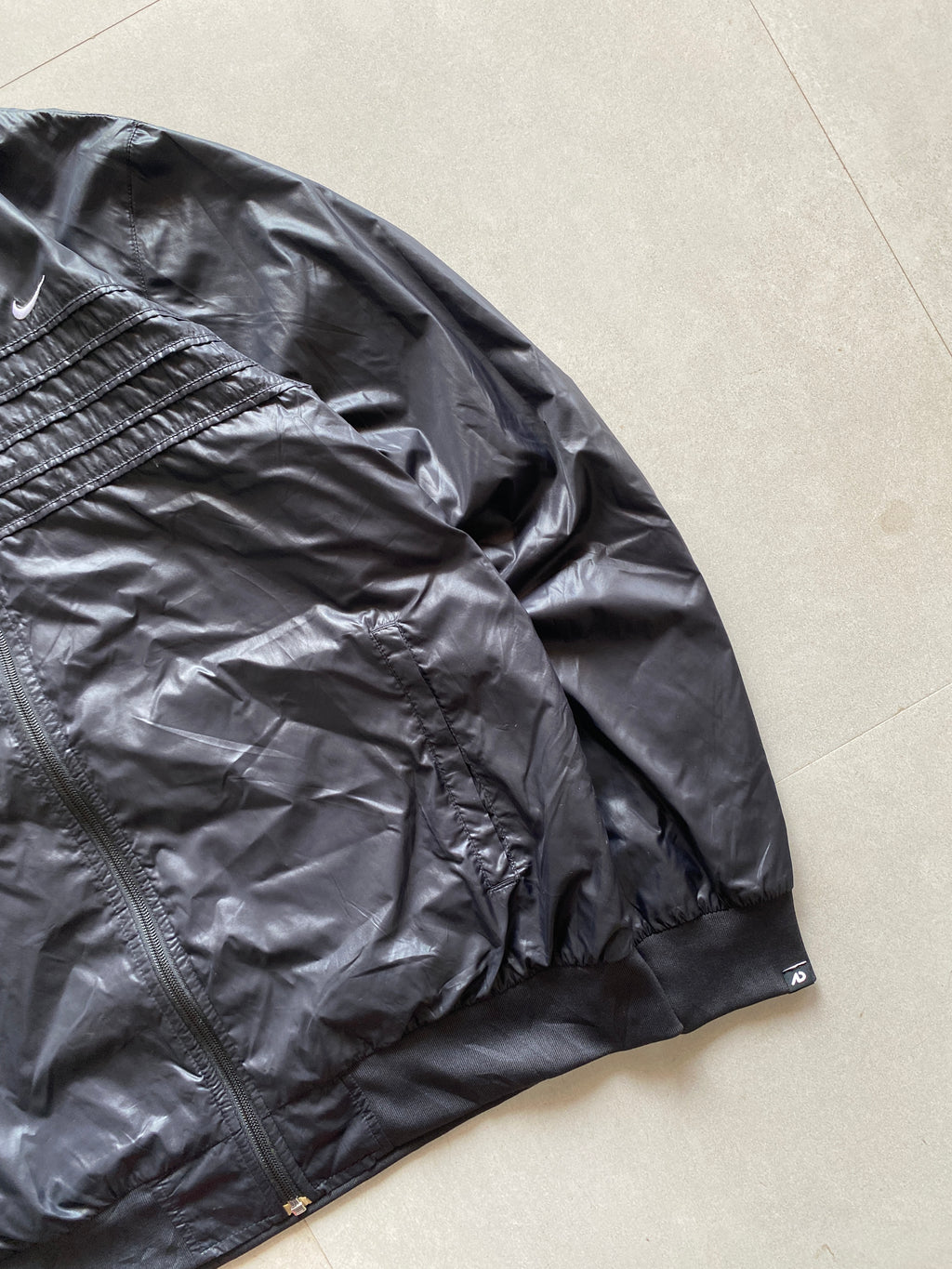 NIKE ATHLETIC JACKET - L