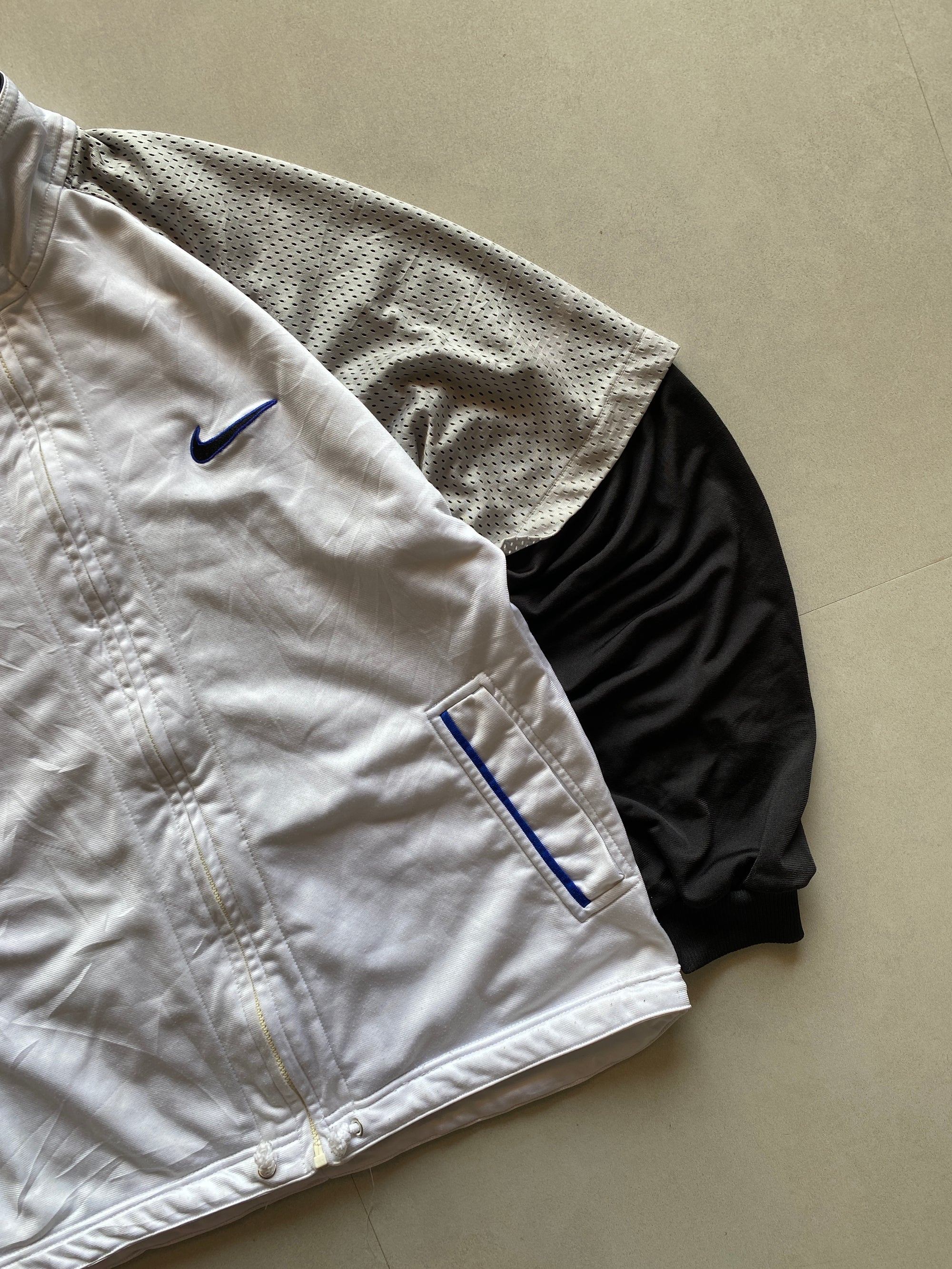 90s NIKE BIG LOGO JACKET - M
