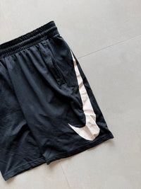 NIKE BIG SWOOSH SHORTS - S