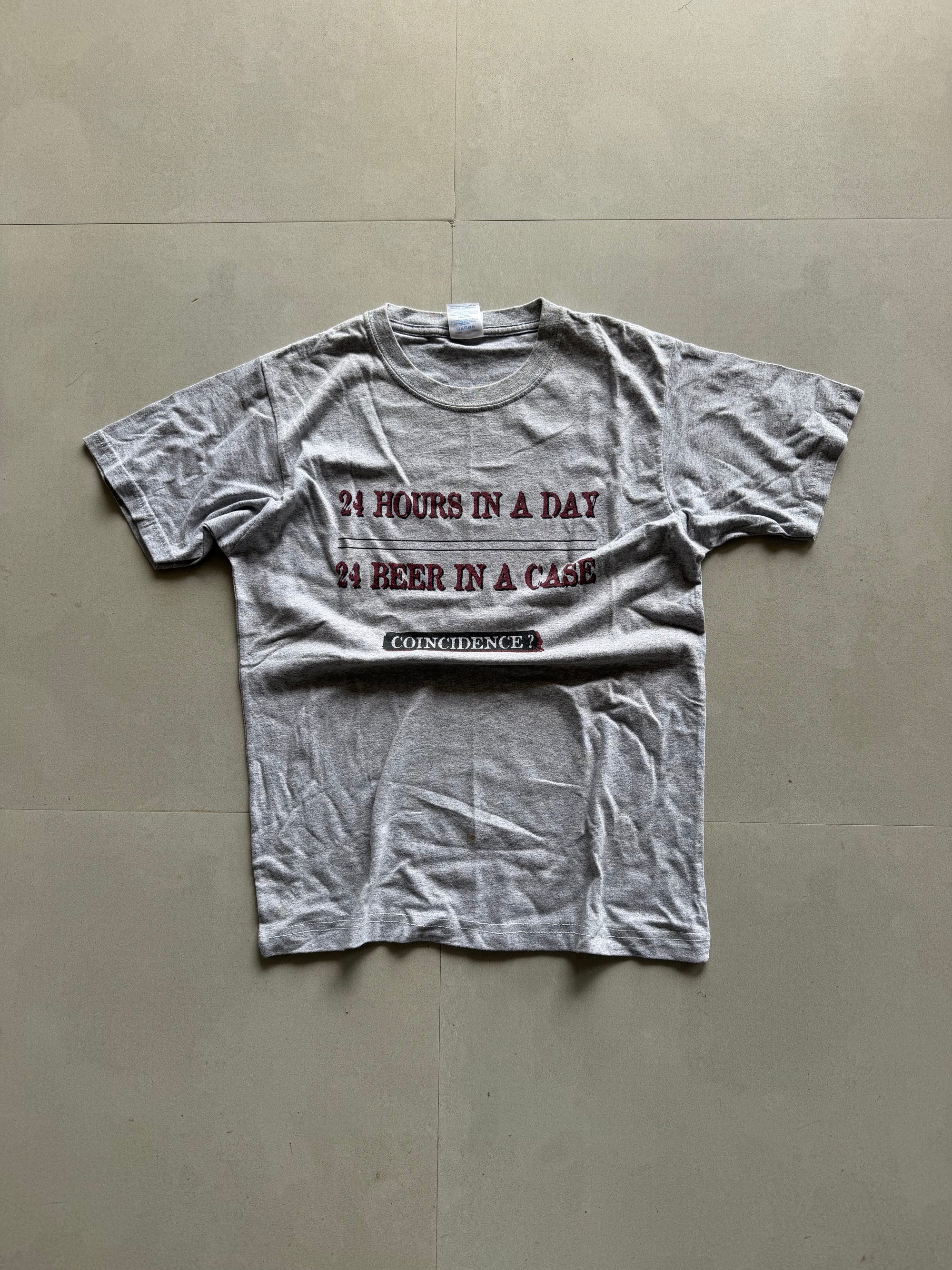 VINTAGE GILDAN TEE - XS