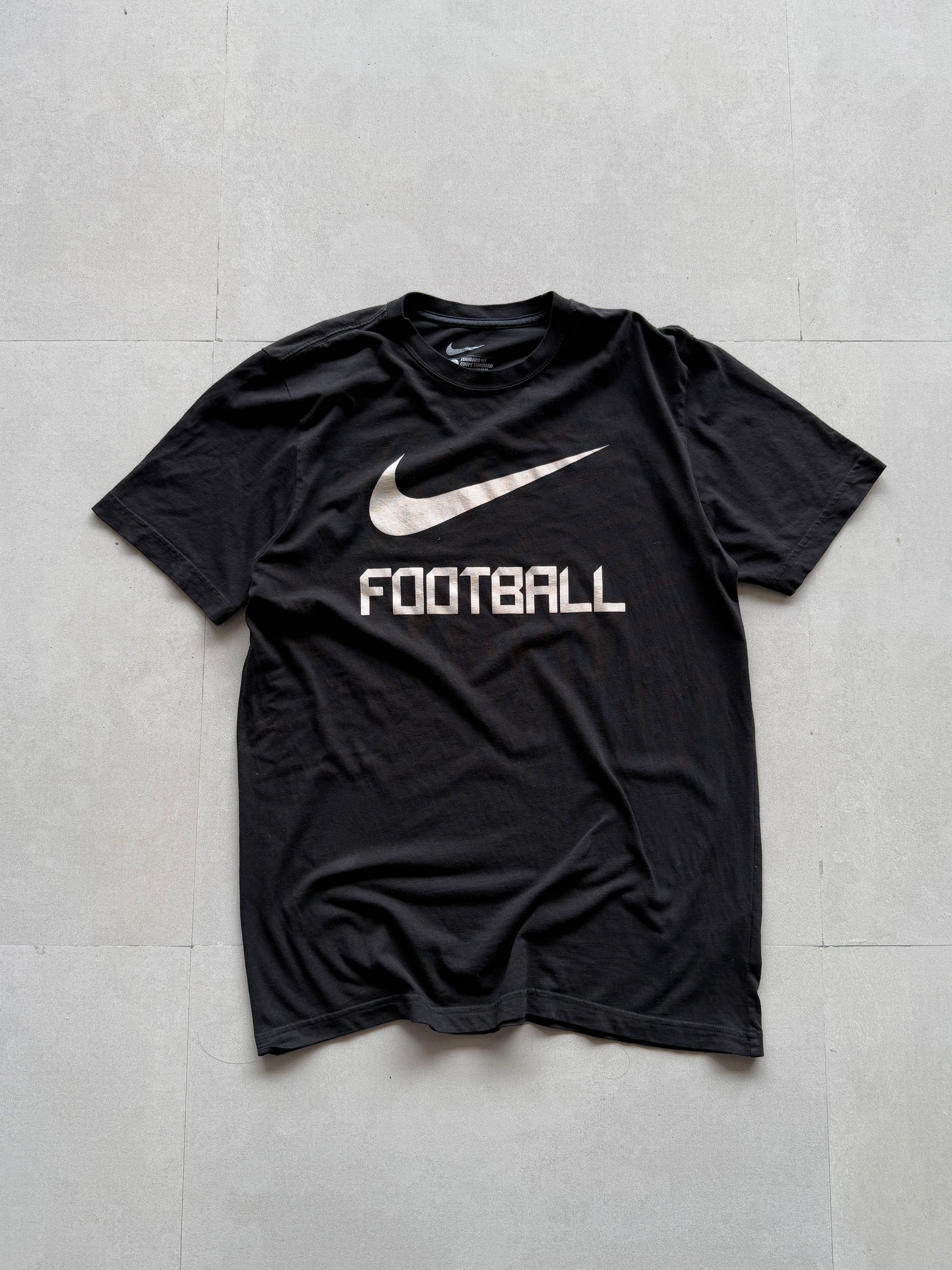 NIKE BLACK FOOTBALL TEE - M