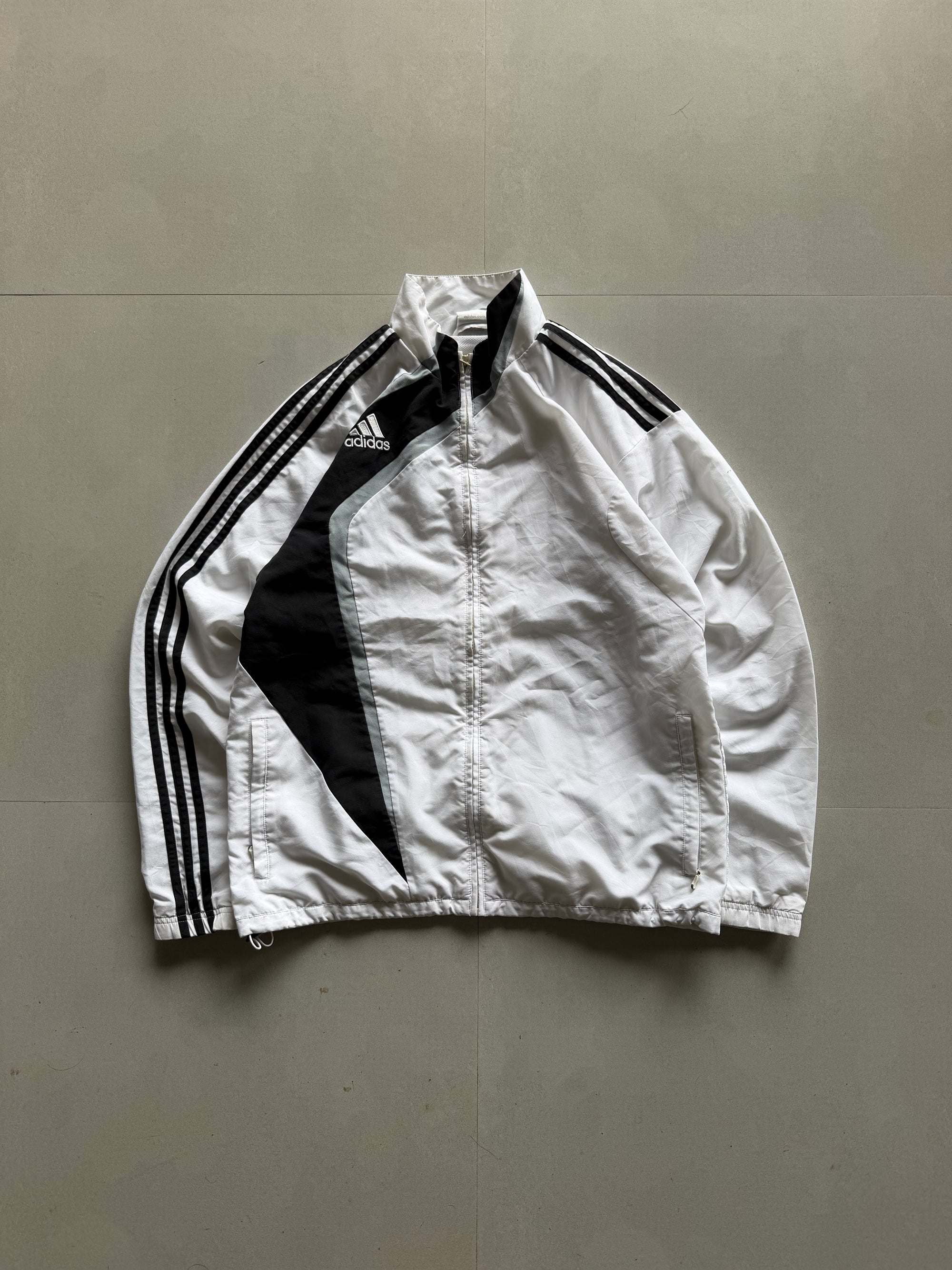 VINTAGE ADIDAS STRIPED JACKET - M