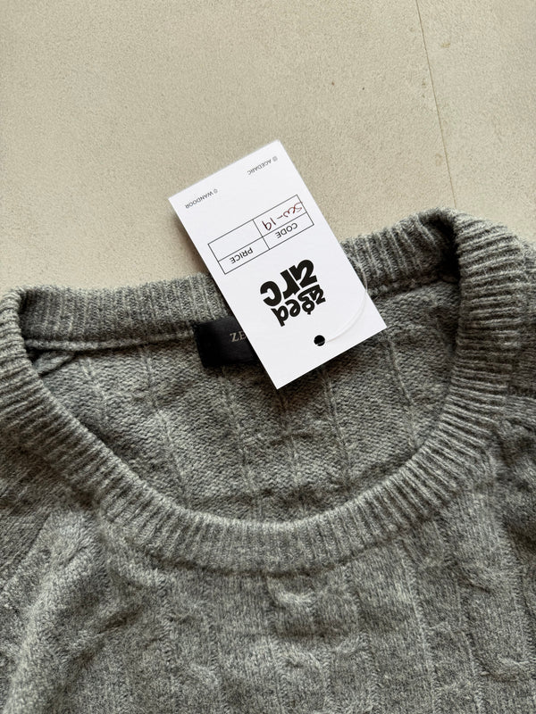 KNIT SWEATER SW19 -  M