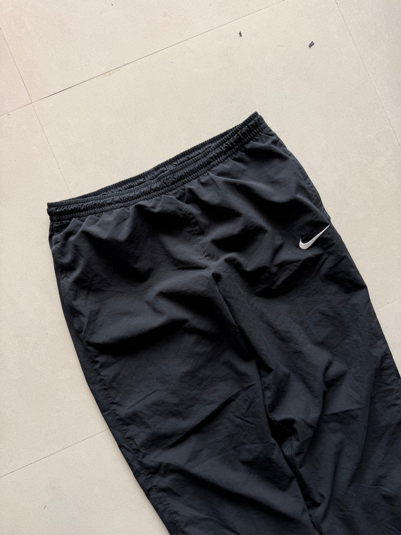NIKE TRACK PANT120 - M