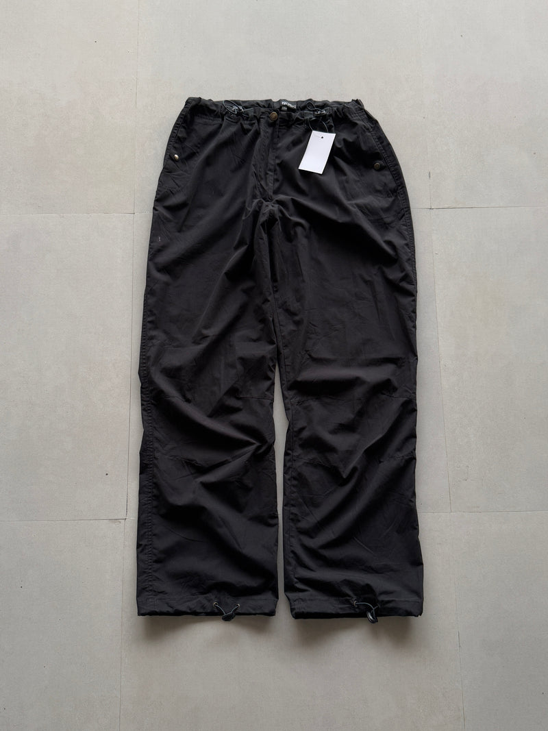 beunited baggy parachute pant