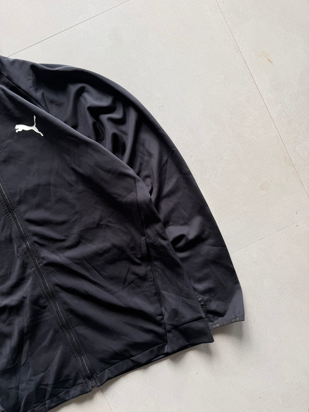 PUMA HOODED JACKET - XL