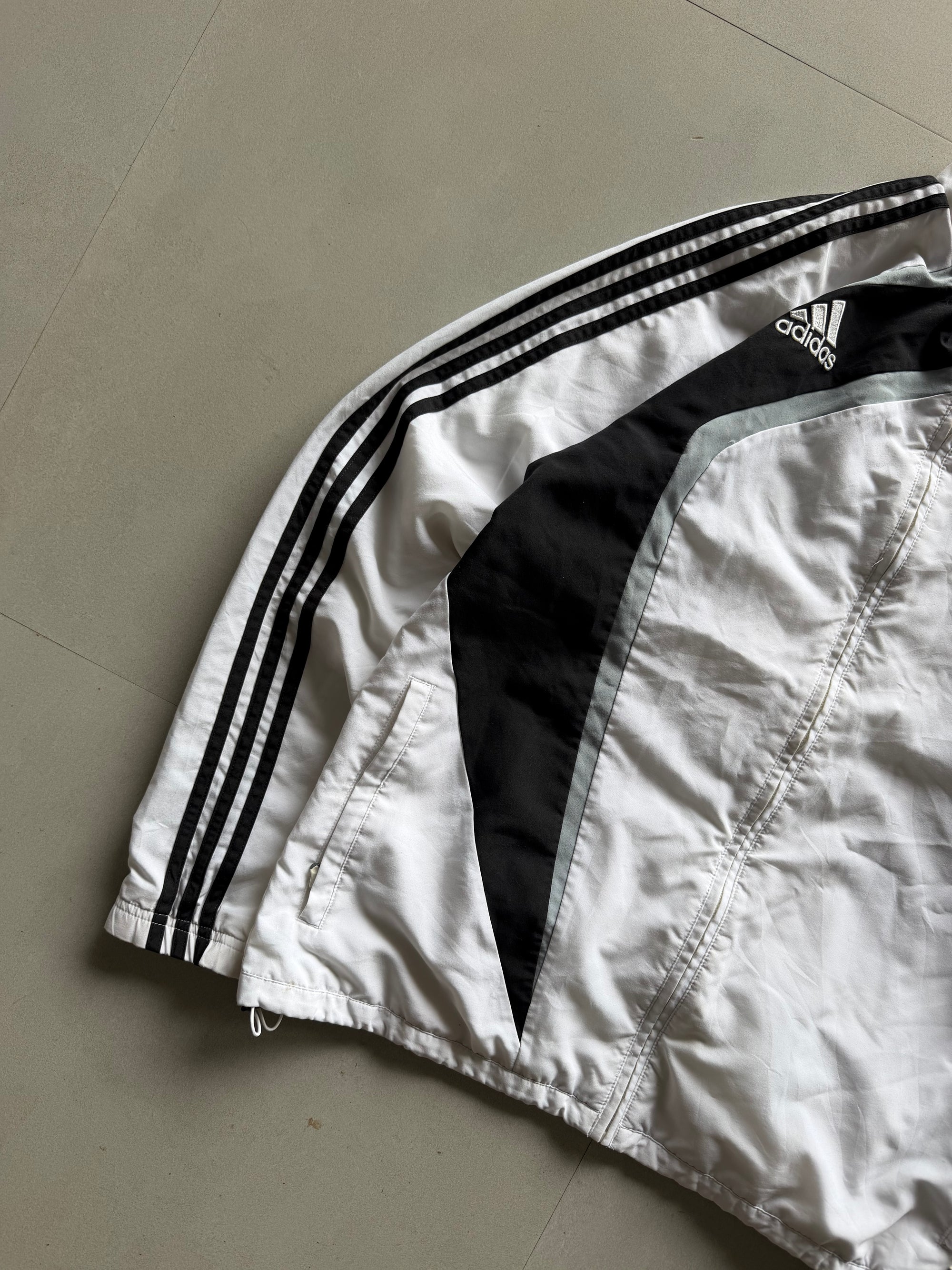 VINTAGE ADIDAS STRIPED JACKET - M