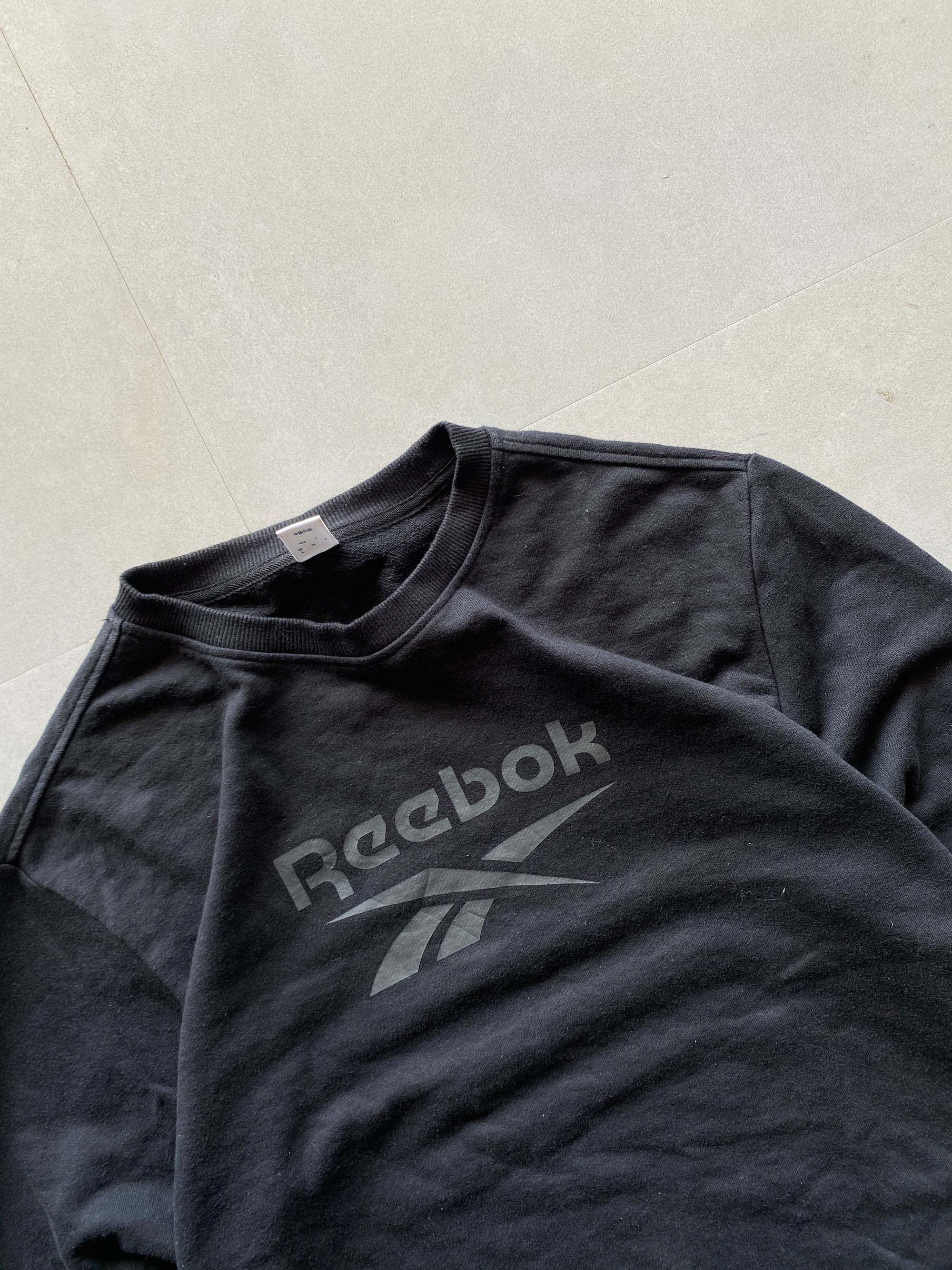 VINTAGE REEBOK BIG LOGO SWEATSHIRT - M