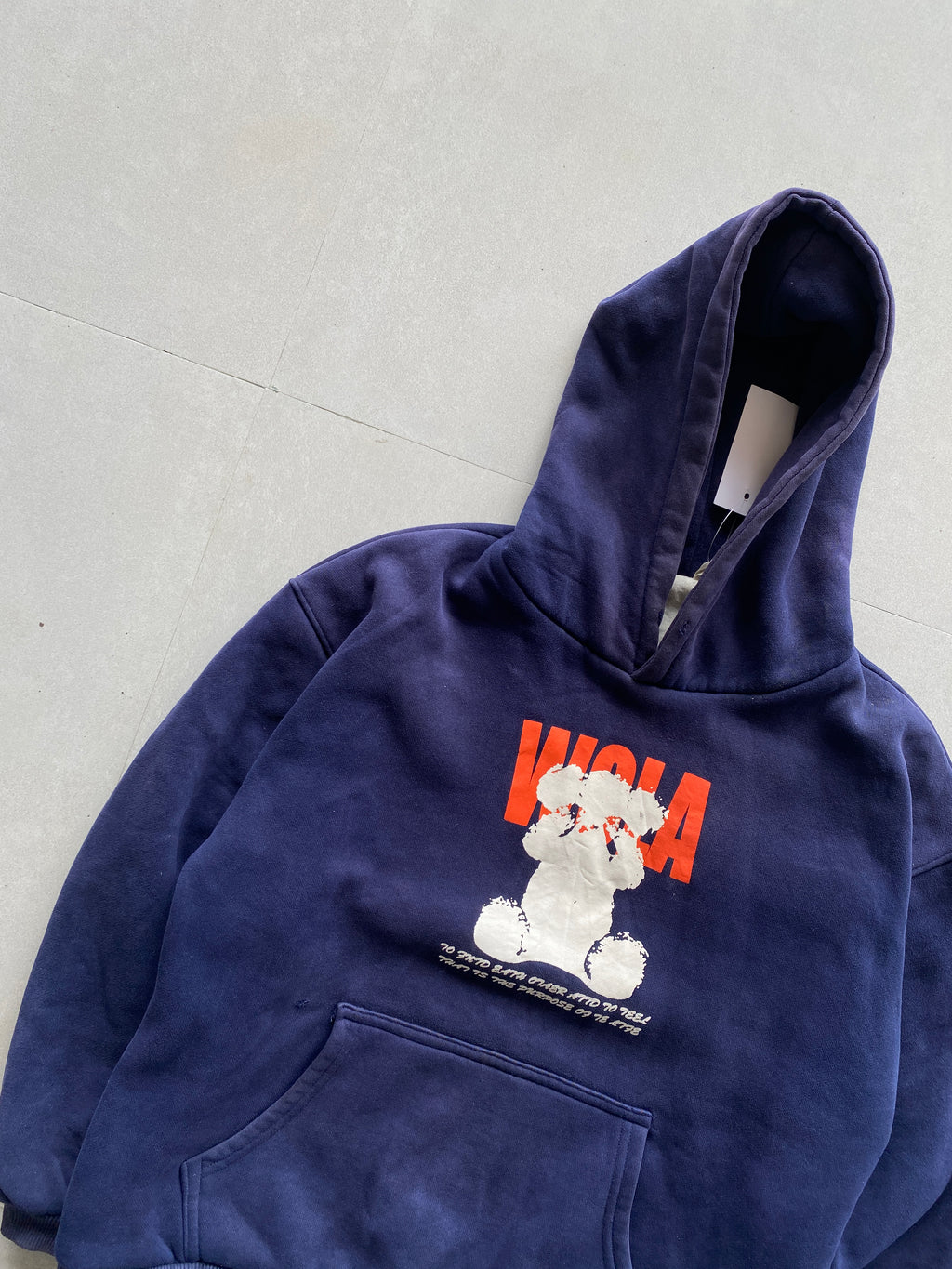 GRAPHIC HOODIE - M