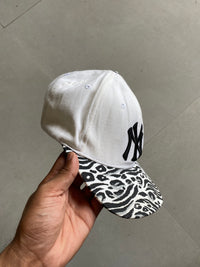 NY SNAP BACK CAP