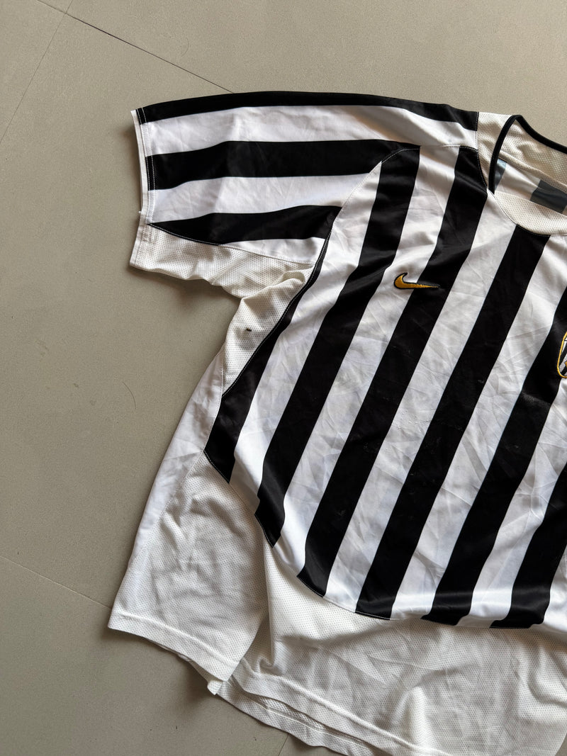 2003 NIKE JUVENTUS JERSEY - M