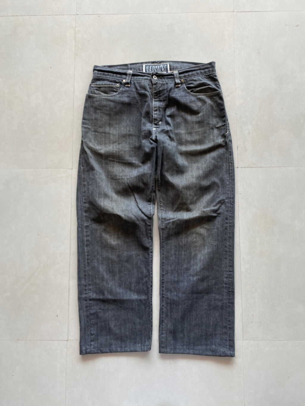 LEVIS BAGGY DENIM - M