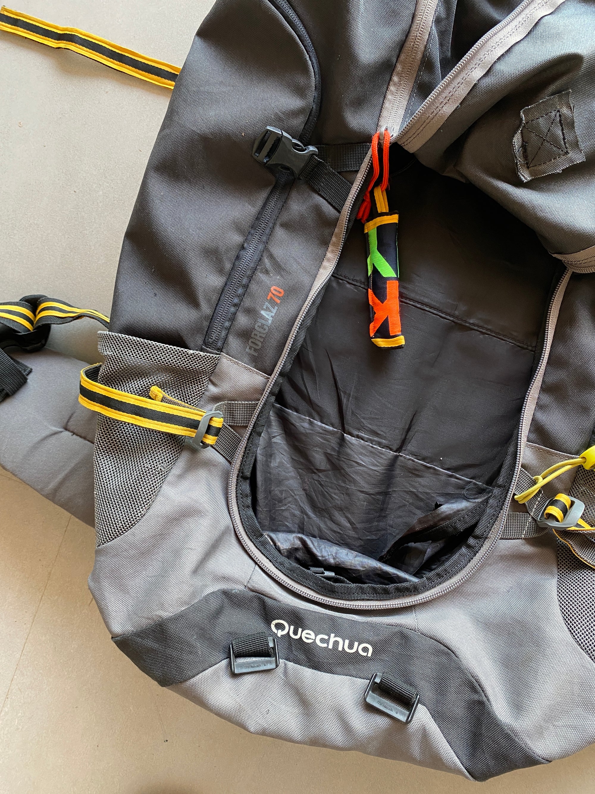 QUECHUA FORCLAZ 70 TRAVEL BAG