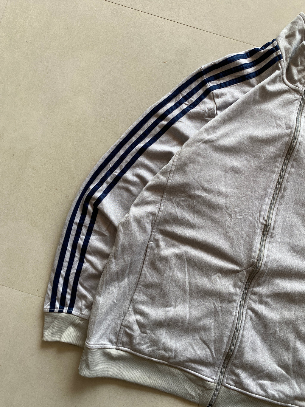 ADIDAS STRIPED JACKET - M