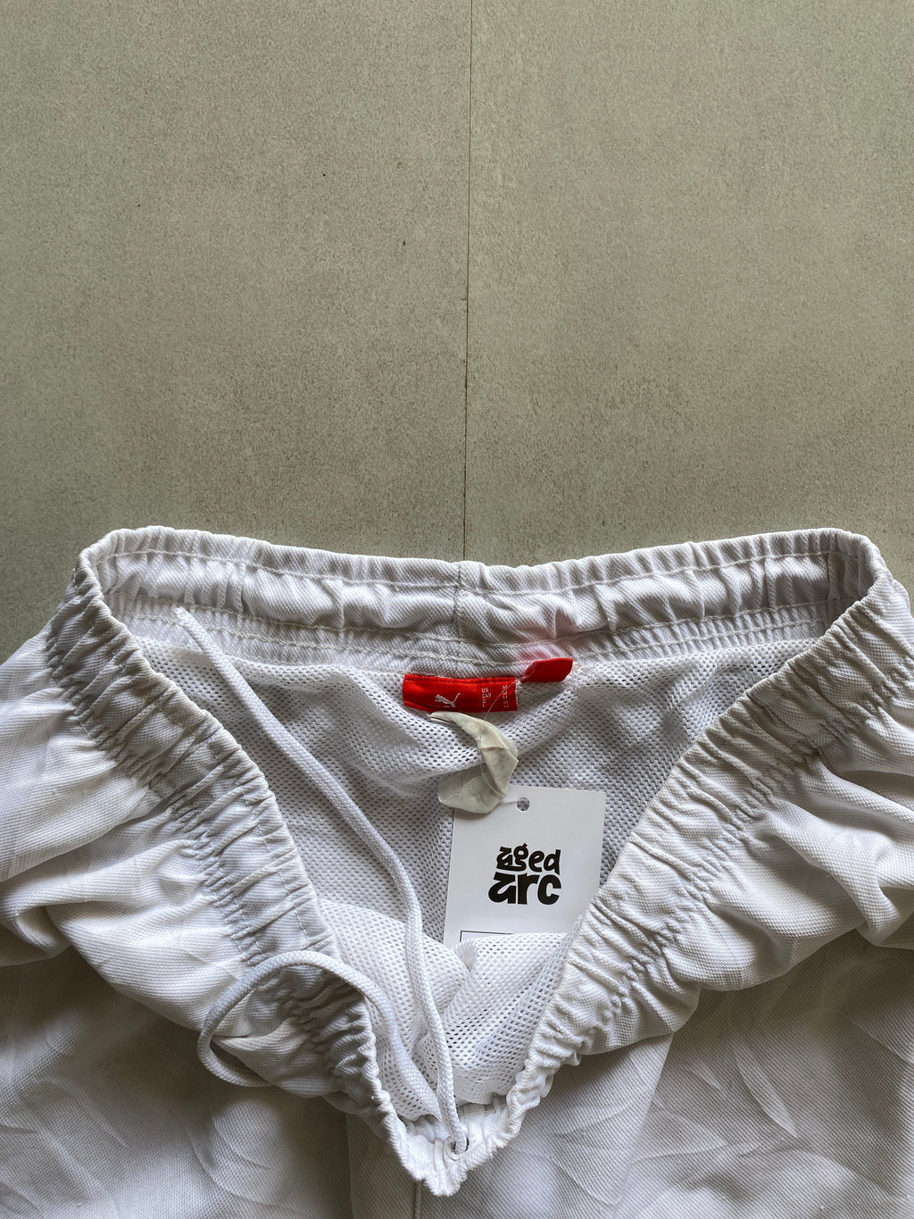 PUMA BASIC SHORTS - M