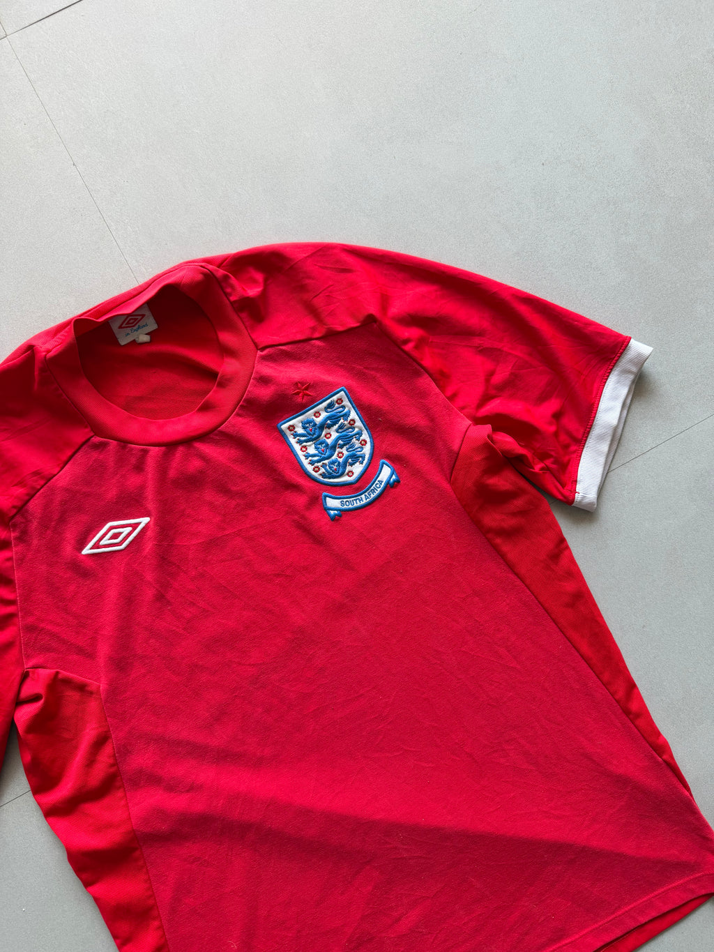 2010 UMBRO ENGLAND JERSEY - M