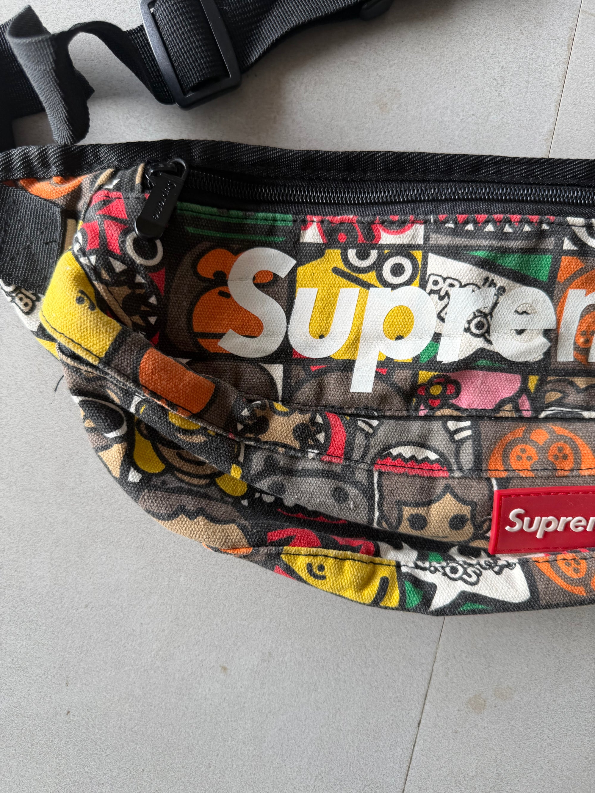 SUPREME GRAPHICS FANNY PACK
