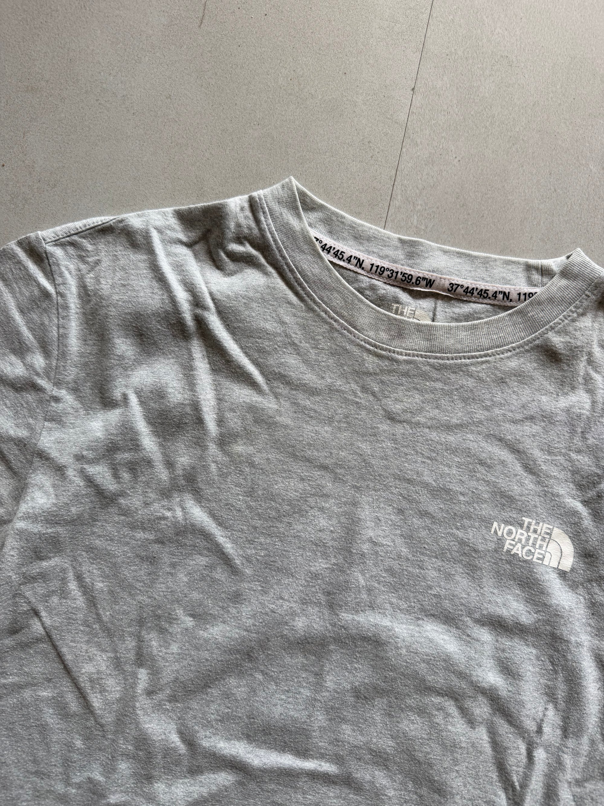 THE NORTH FACE TEE - XS