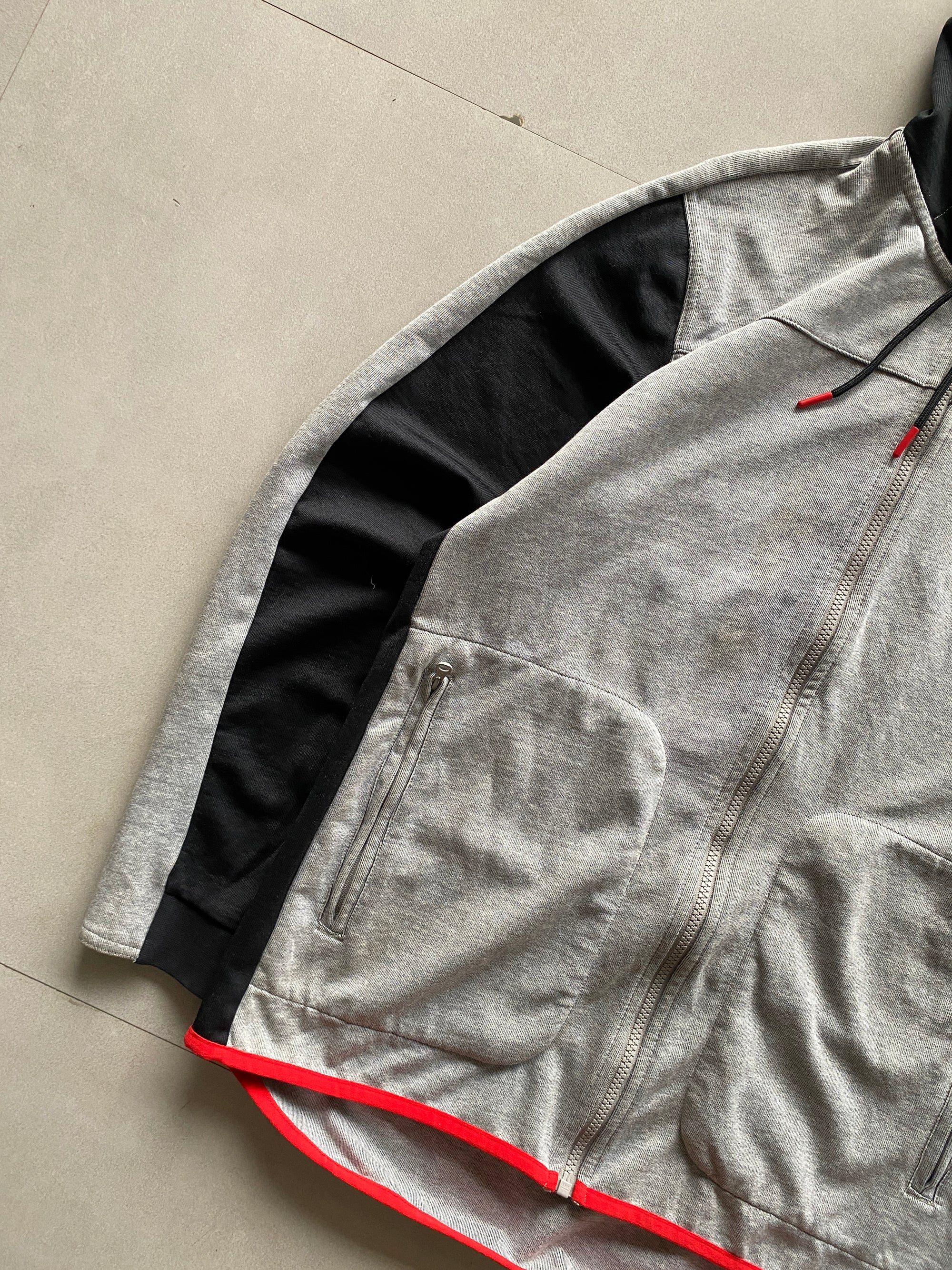 NIKE ZIPPER HOODIE - S