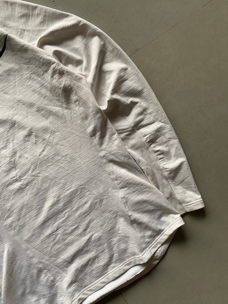 NIKE COMPRESSION TEE -