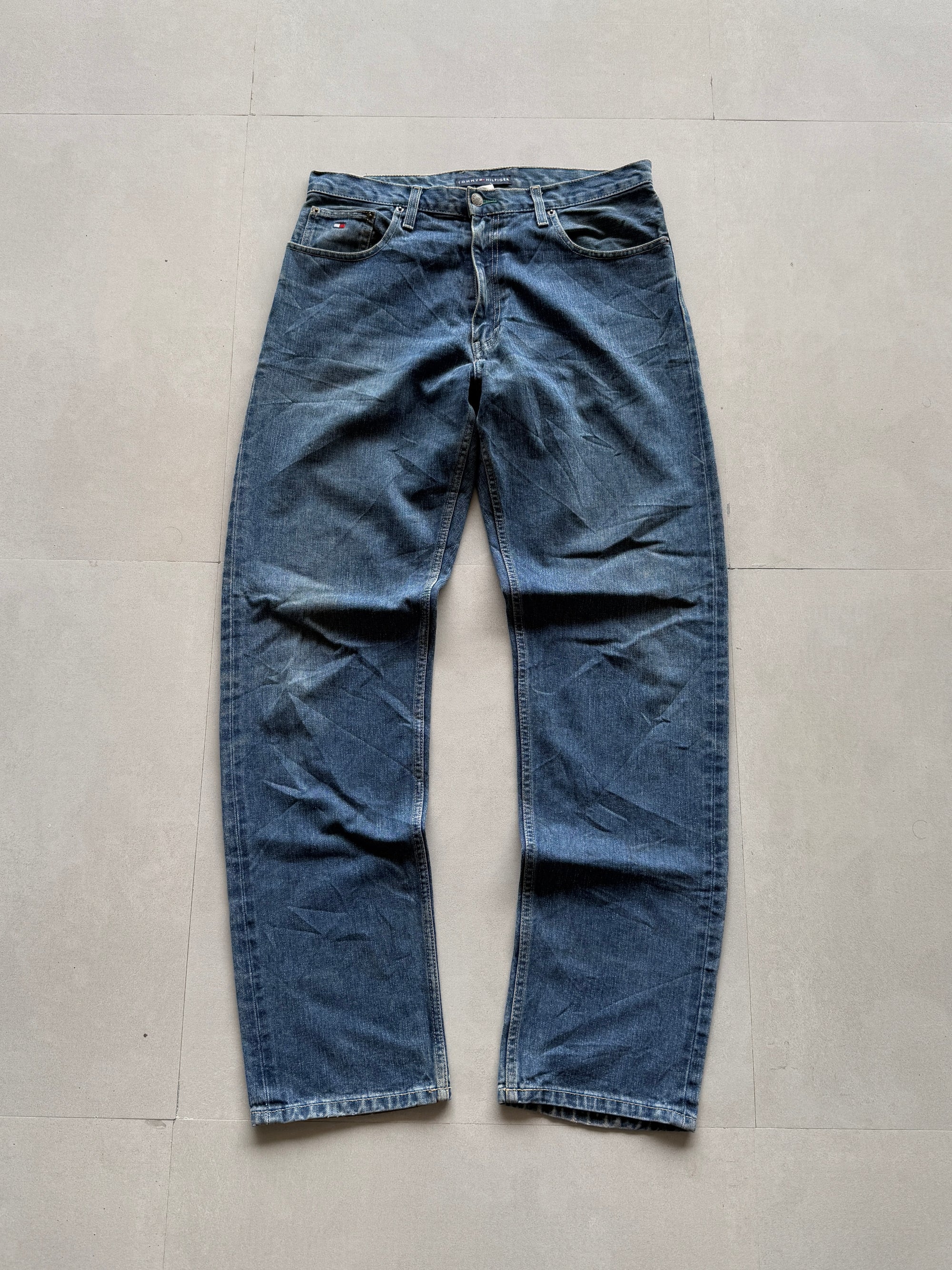 TOMMY HILFIGER STRIGHT FIT DENIM - L