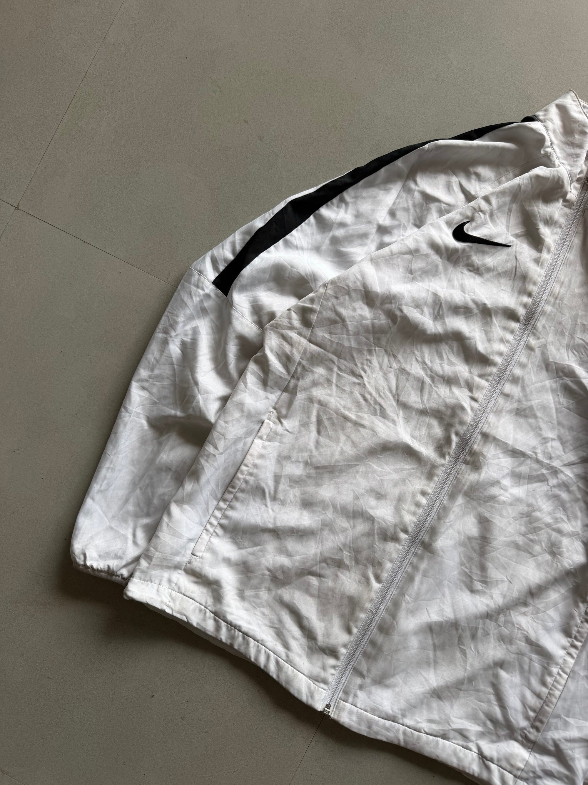 VINTAGE NIKE JACKET - M